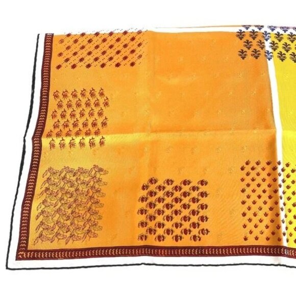 HERMES Carre90 Carre 90 Quadruple knitting in a block Scarf silk Orange/pink